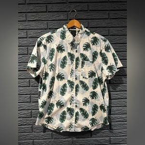 J. CREW | Men’s |  Slim Short Sleeve |  Leaf Print ~ Shirt, Size XL